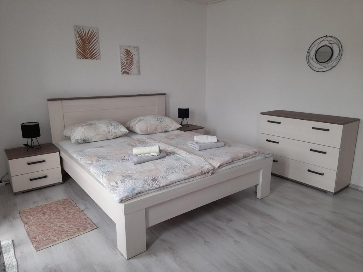 Apartment Tariba Supetarska Draga Exterior foto