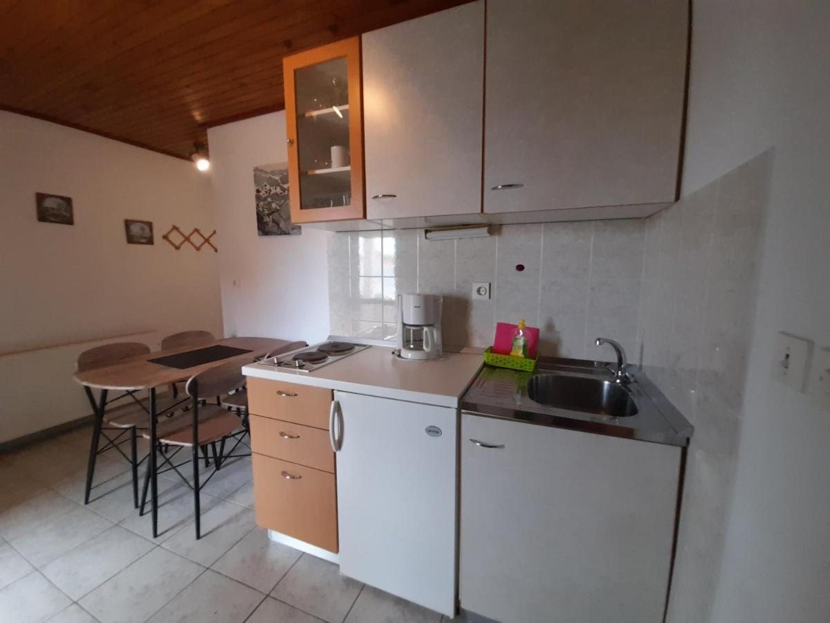 Apartment Tariba Supetarska Draga Exterior foto